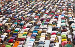 Why do Muslims pray 5 times a day?